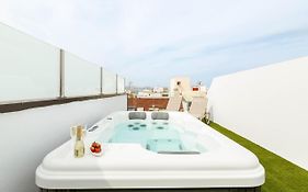 Luxury Penthouse With Jacuzzi La Strada